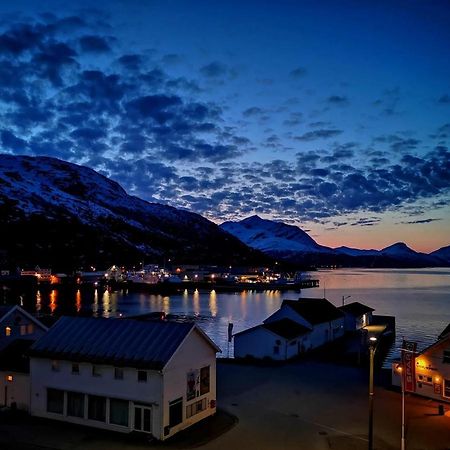 The Old Harbour Store Lodingen Extérieur photo